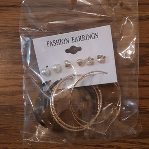 🦄 5/$25 Earring set